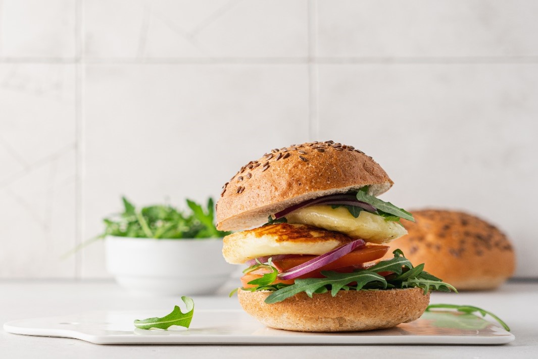 Beef and halloumi burgers